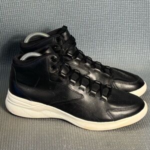 Under Armour Women’s UA Charged Pivot Mid Footwear Shoes Black Size 8.5‎